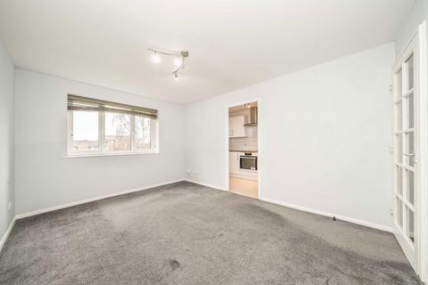 1 bedroom flat for sale, Redford Close, Feltham TW13