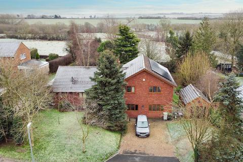 5 bedroom detached house for sale, Mill Lane, Burgh-on-bain LN8 6JZ