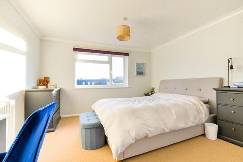 2 bedroom apartment for sale, Westhill Court, 20 Ratton Road, Eastbourne, BN21