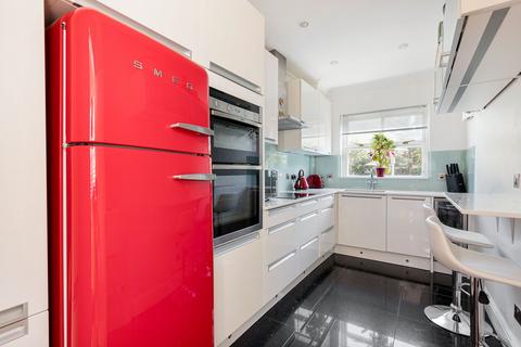 34 Fallow Fields, Loughton, IG10 4QP