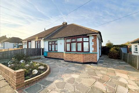 2 bedroom bungalow for sale, Westcliff on Sea SS0