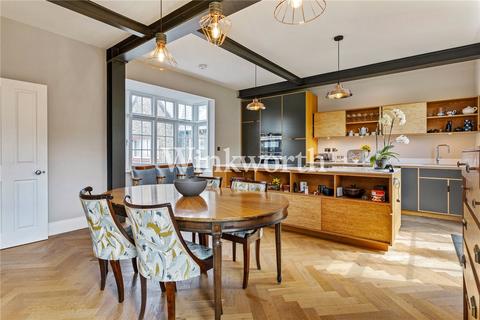 1 Lytton Avenue, London, N13 4EH
