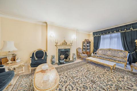 4 bedroom flat for sale, Eyre Court,  St Johns Wood,  NW8