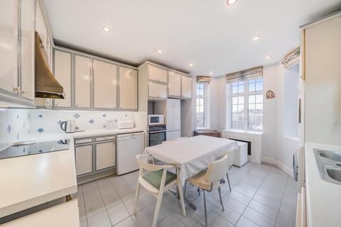 4 bedroom flat for sale, Eyre Court,  St Johns Wood,  NW8