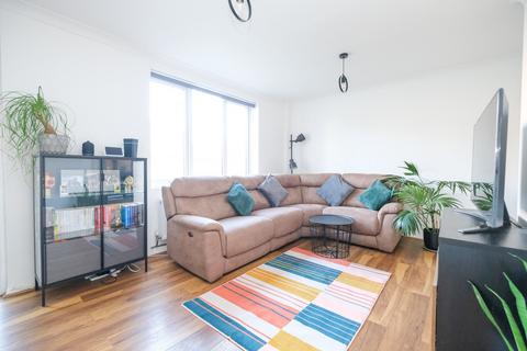 93 Midfield Way, Orpington, BR5 2QN