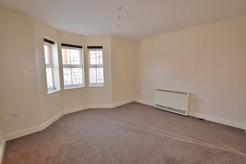 2 bedroom ground floor flat for sale, Chepstow Close, Colburn