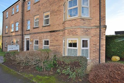 2 bedroom ground floor flat for sale, Chepstow Close, Colburn