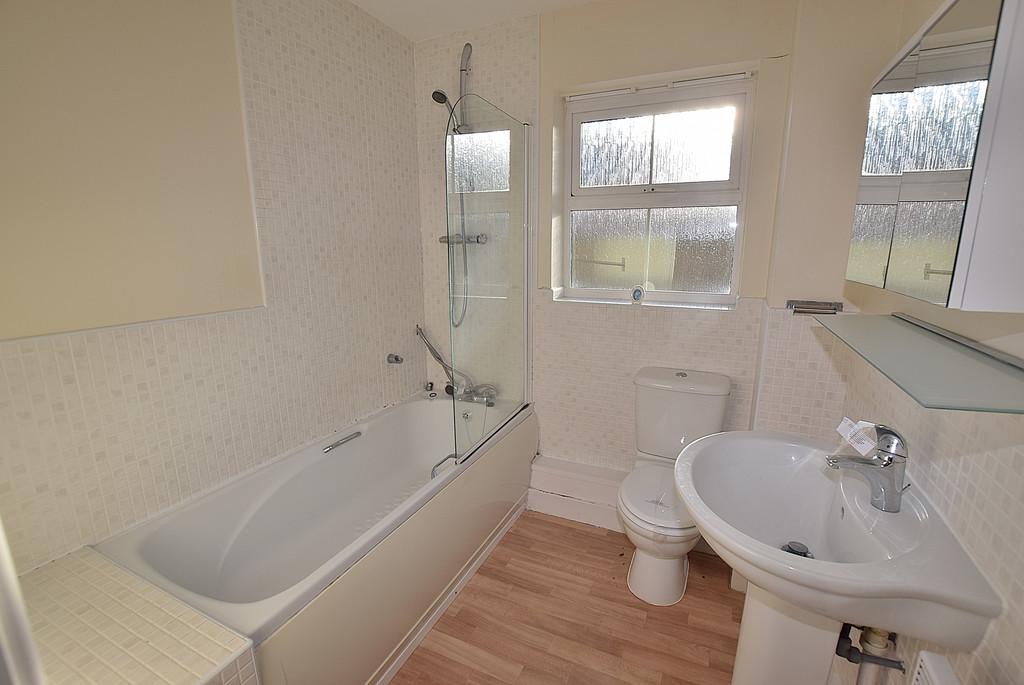 Bathroom 01