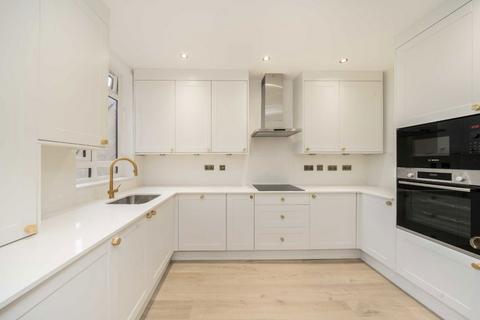 3 bedroom flat to rent, Platts Lane, London NW3