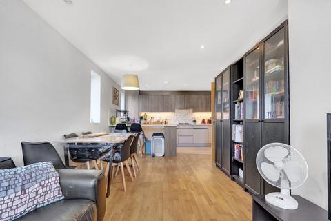 undefined, New Heston Road, Hounslow