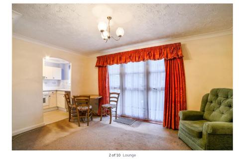 1 bedroom maisonette to rent, Dauphin Court, Luton