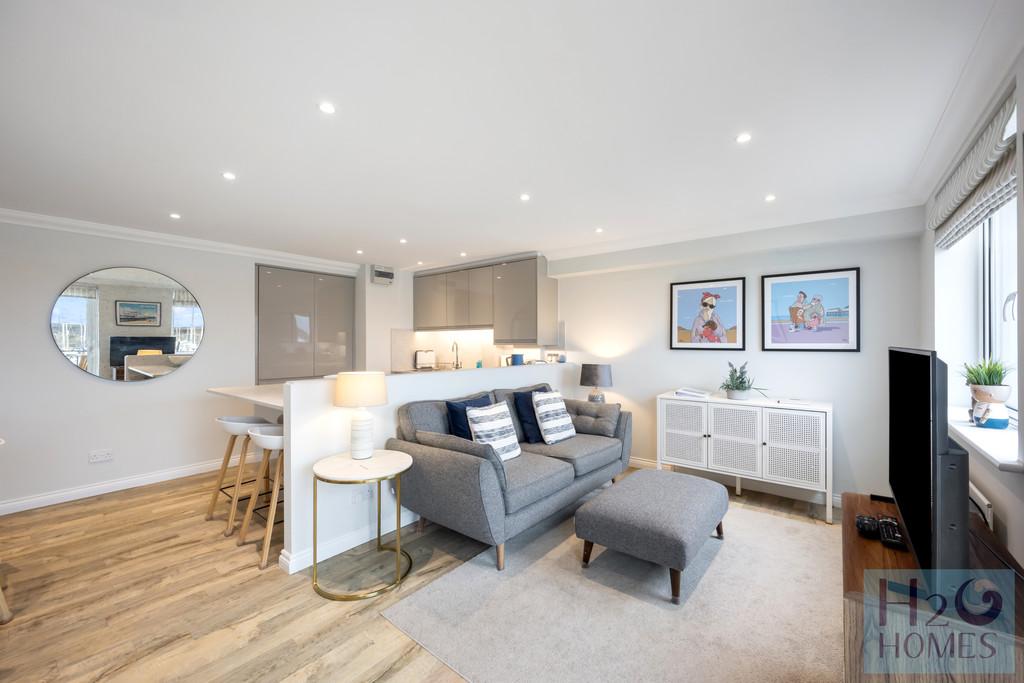 The Strand, Collingwood Court, 34-010