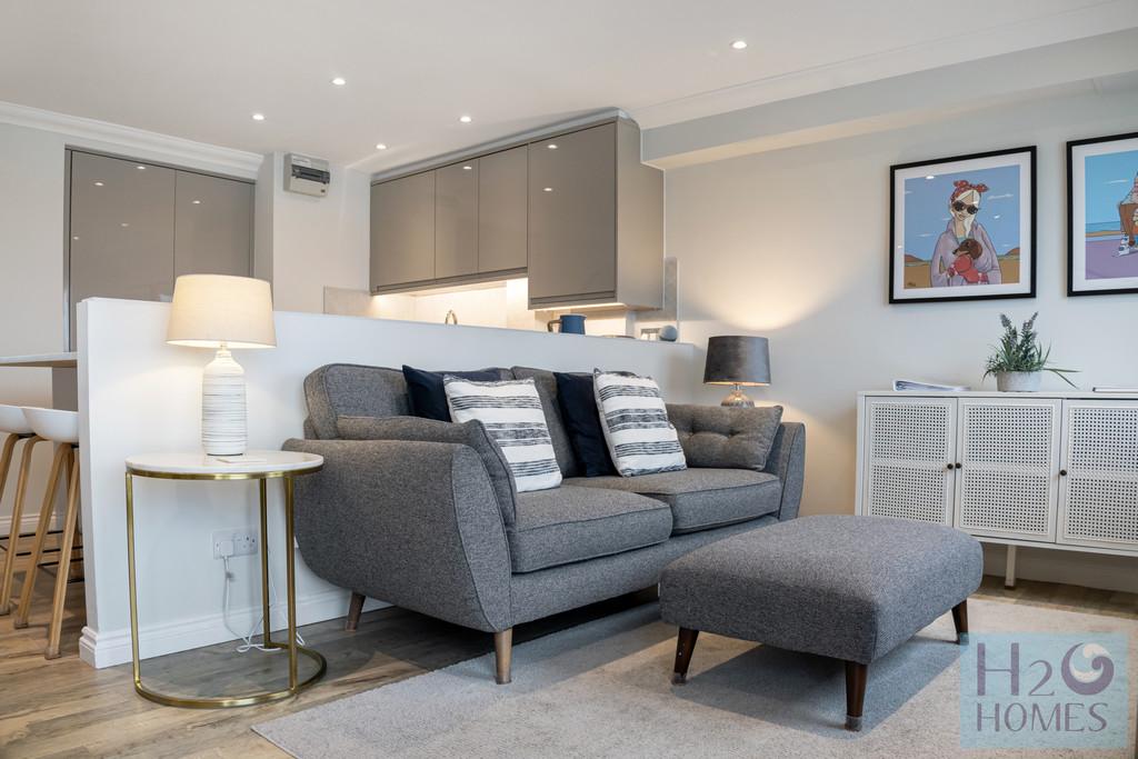 The Strand, Collingwood Court, 34-017