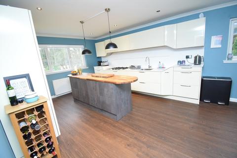 5 bedroom detached house for sale, Brucefield Road, Blairgowrie