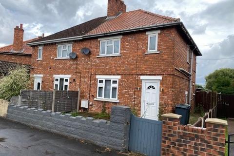 3 bedroom semi-detached house to rent, Grange Road, Moorends, Doncaster,  DN8 4NH