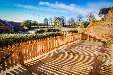 2 bedroom barn conversion to rent, Whyr Farm, Wiltshire SN4