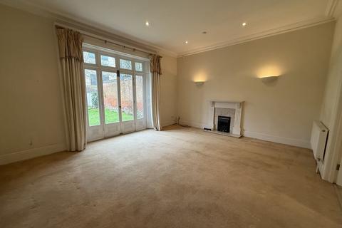 6 bedroom detached house to rent, Frederick Road, Birmingham B15