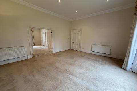 6 bedroom detached house to rent, Frederick Road, Birmingham B15