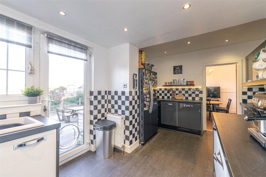 Kitchen Alt