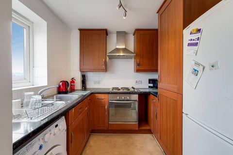 2 bedroom flat for sale, STATION ROAD, N22 6UX, Wood Green, London, N22