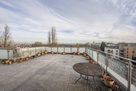 1 bedroom flat for sale, Plaza Gardens, East Putney, London, SW15