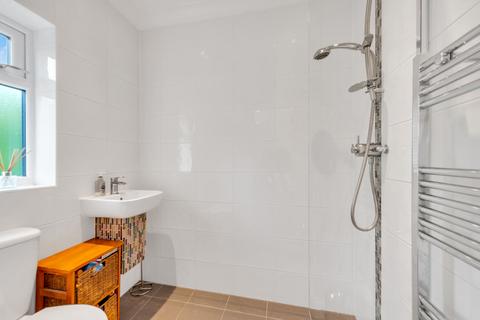 Lake Cottage Oakwood Close, Chislehurst, BR7 5DD