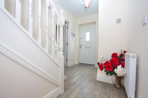 undefined, Robin Place, Bristol BS20