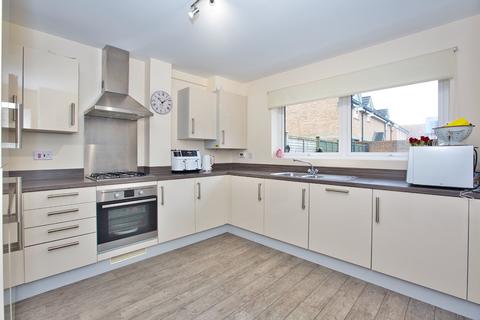 undefined, Robin Place, Bristol BS20