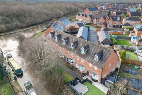 29 Cygnet Drive, Brownhills, Walsall, WS8 6EA