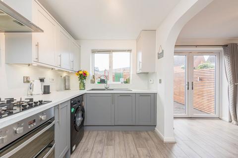 29 Cygnet Drive, Brownhills, Walsall, WS8 6EA