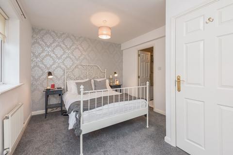 29 Cygnet Drive, Brownhills, Walsall, WS8 6EA