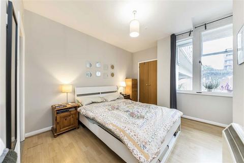 2 bedroom flat for sale, Newington Causeway, London SE1