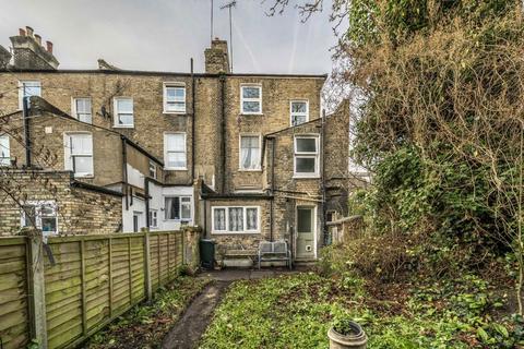 4 bedroom end of terrace house for sale, Banbury Road, London E9