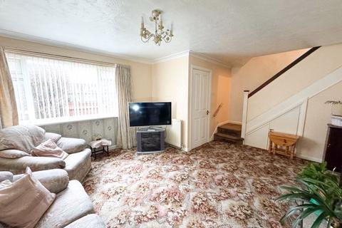 3 bedroom end of terrace house for sale, THORNHILL GARDENS, GRIMSBY