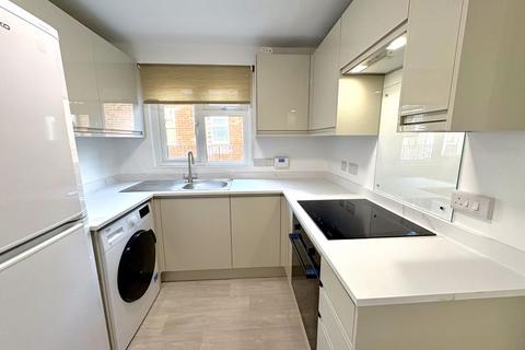 2 bedroom apartment to rent, Sussex Road, Haywards Heath