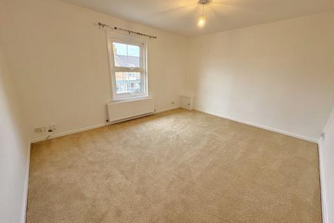 2 bedroom apartment to rent, Sussex Road, Haywards Heath