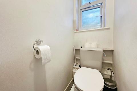 4, Bedford House Stratton Close, Edgware, HA8 6PH