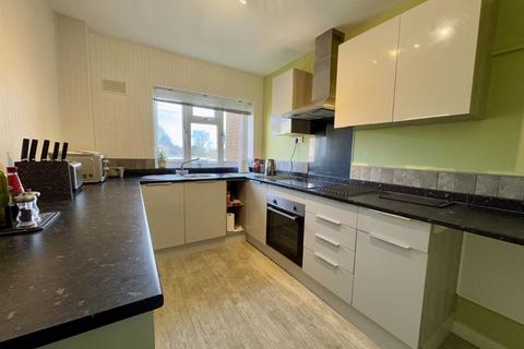 2 bedroom apartment for sale, Kings Court, Hill Village Road, Four Oaks, Sutton Coldfield, B75 5DP