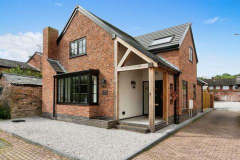 3 bedroom detached house for sale, The Old Laundry House, Thornton Mews, Childer Thornton