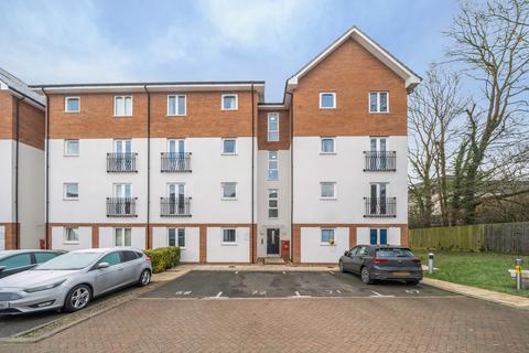 2 bedroom apartment for sale, Crosby Gardens, Uxbridge