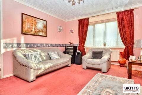 4 bedroom detached house for sale, Honeybourne Way, Willenhall