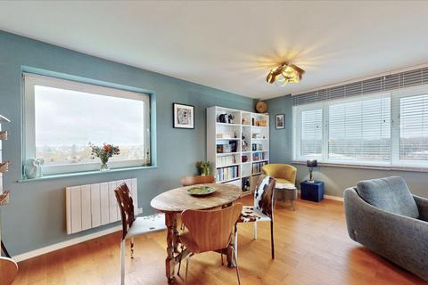 2 bedroom flat for sale, Sheldon Avenue, Highgate, N6