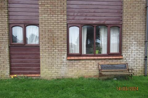 2 bedroom apartment to rent, Ffordd Gwynedd, Tywyn LL36