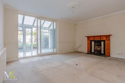 2 bedroom apartment for sale, Christchurch Road, Bournemouth BH7