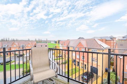 2 bedroom apartment for sale, Alderson Grove, Hersham, Walton-On-Thames.