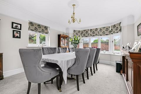 5 bedroom semi-detached house for sale, Wey Manor Road, Addlestone