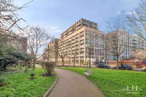 1 bedroom apartment for sale, Lyall House, London