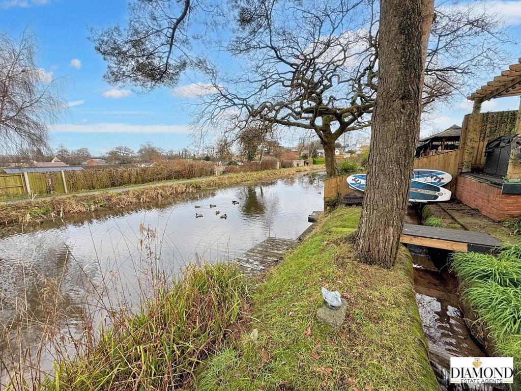 Canal Side