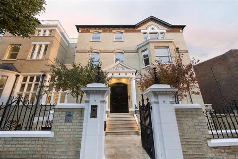 4 bedroom flat to rent, 9 Arkwright Road, ARKWRIGHT ROAD, London, NW3