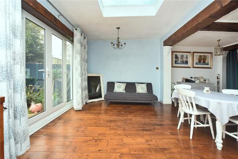 3 bedroom semi-detached house for sale, Culvers Avenue, Carshalton, SM5